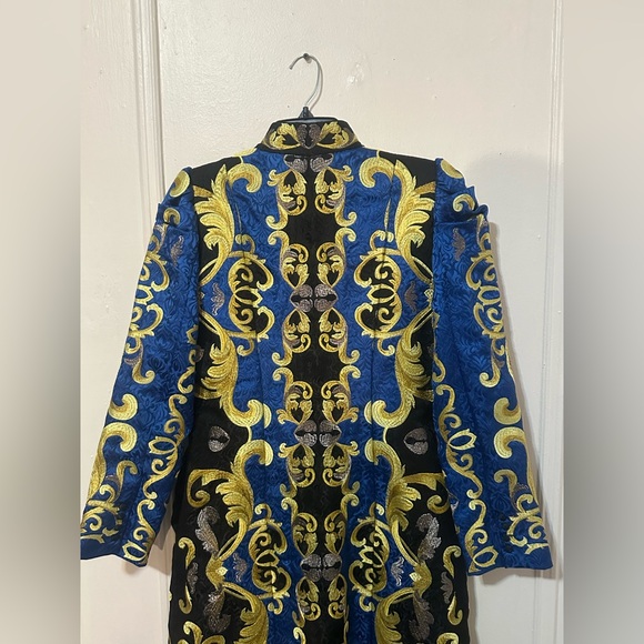 ALICE + OLIVIA THOMAS EMBROIDERED COAT - Picture 10 of 16